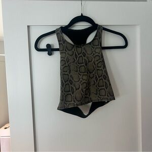 LIKE NEW FP MOVEMENT TOP